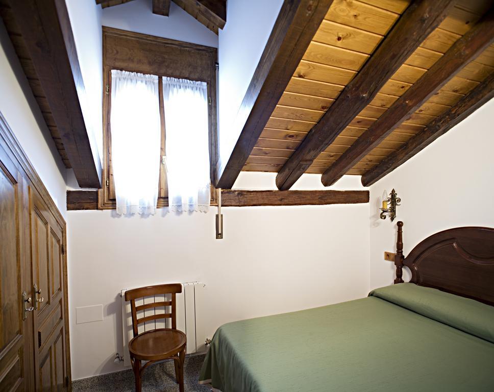Apartamentos Casa Buisan Broto Δωμάτιο φωτογραφία