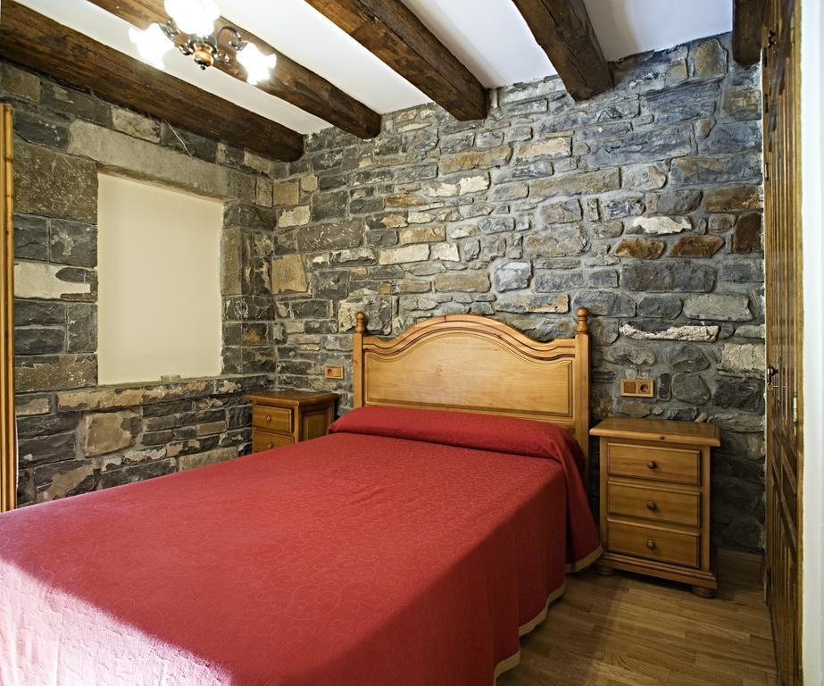 Apartamentos Casa Buisan Broto Δωμάτιο φωτογραφία