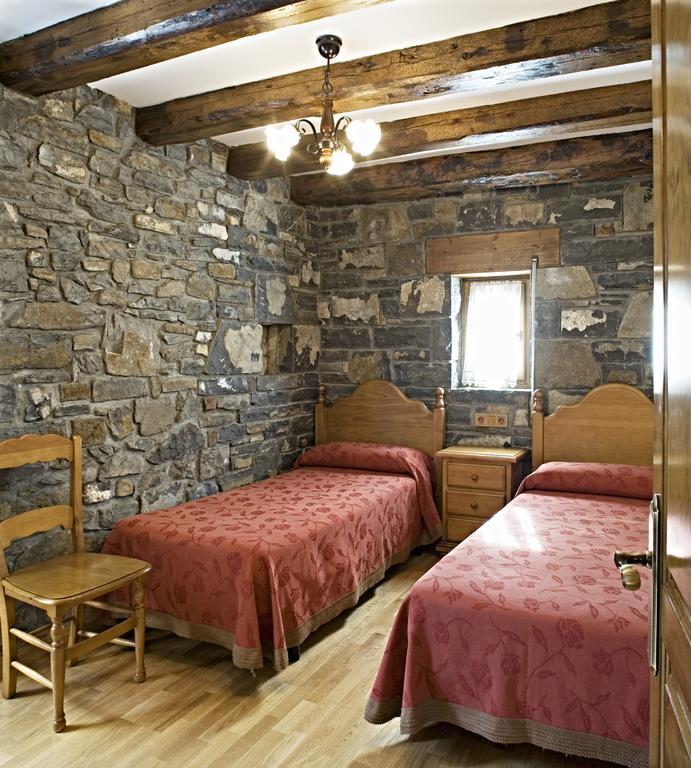 Apartamentos Casa Buisan Broto Δωμάτιο φωτογραφία