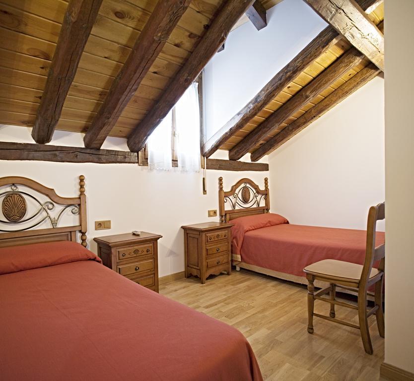 Apartamentos Casa Buisan Broto Δωμάτιο φωτογραφία