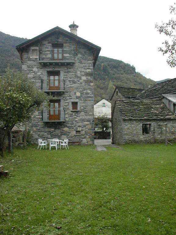 Apartamentos Casa Buisan Broto Εξωτερικό φωτογραφία